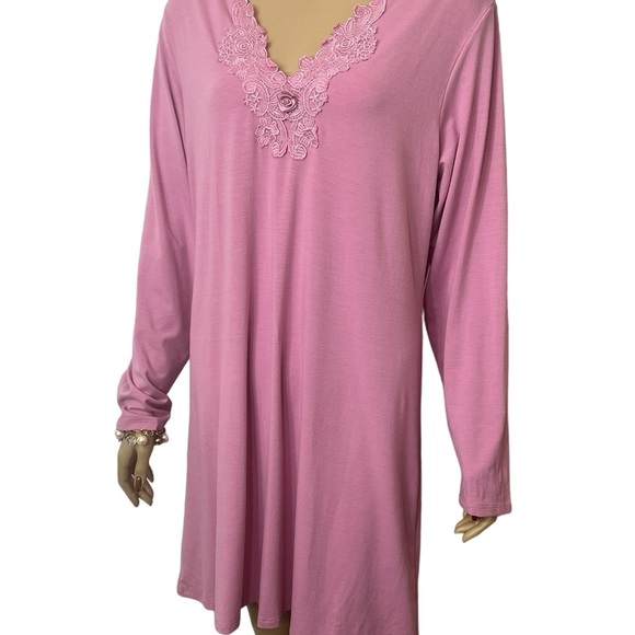 CINEMA EAOILE LADYS PAJAMA GOWN, SIZE XL WORN ONLY ONCE IN GREAT CONDITION. - Picture 5 of 12